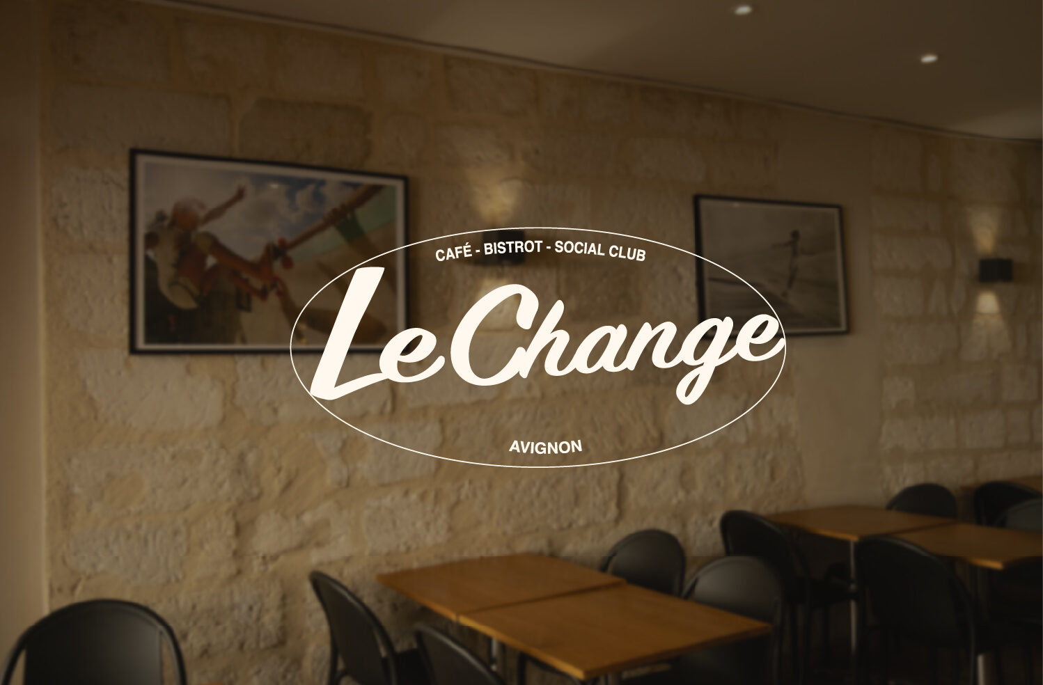Direction artistique et webdesign réalisés par Minuit d’Orsay pour Le Change à Avignon